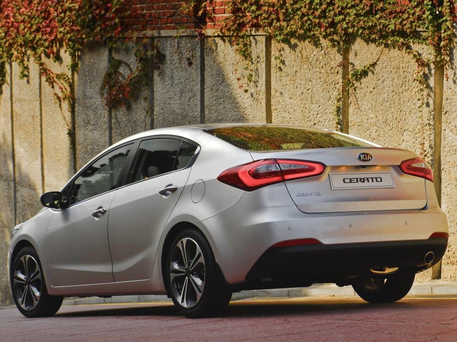  Kia Cerato Sedan 2012 года  (фото 19 из 29)